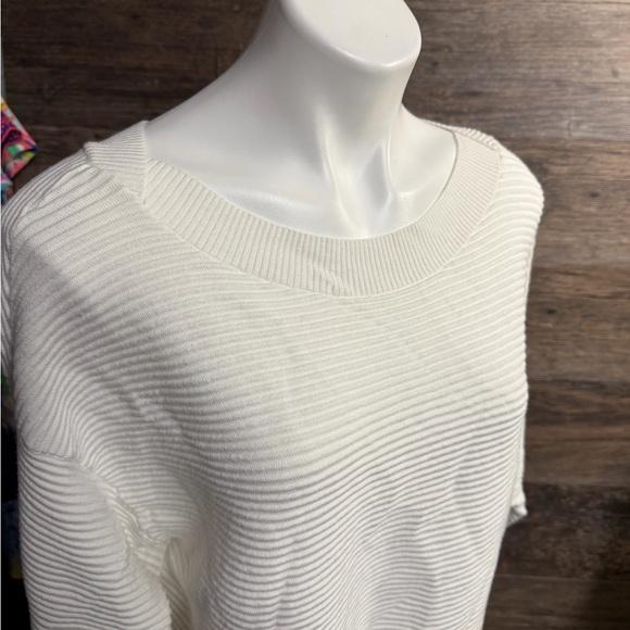 Aerie Off-White Ribbed Crew Neck Sweater - Picture 2 of 9